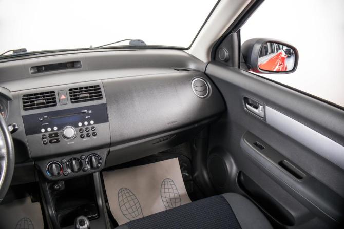 Suzuki Swift III с пробегом 2007 года, цена 689 000 рублей, 179000 км, хэтчбек, Автокод Объявления