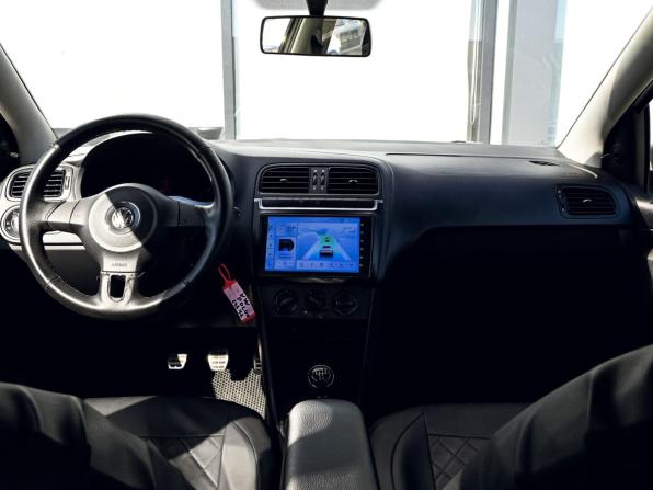 Volkswagen Polo V с пробегом 2013 года, цена 715 000 рублей, 141304 км, седан, Автокод Объявления