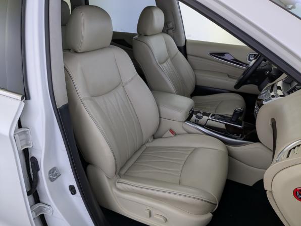 Infiniti QX60 I Рестайлинг с пробегом 2016 года, цена 1 990 000 рублей, 141708 км, внедорожник, Автокод Объявления