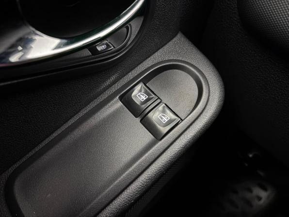 Renault Duster I Рестайлинг с пробегом 2016 года, цена 1 225 000 рублей, 160443 км, внедорожник, Автокод Объявления
