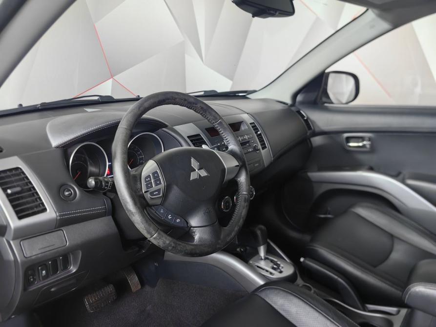 Mitsubishi Outlander II Рестайлинг Москва  - изображение 17