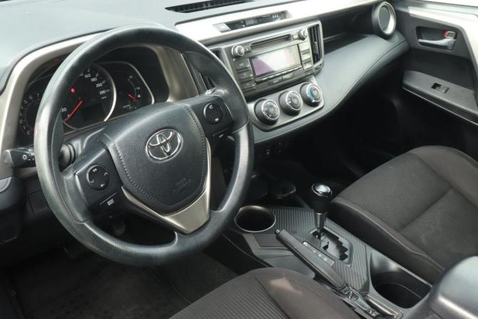 Toyota RAV4 IV (XA40) с пробегом 2015 года, цена 1 854 000 рублей, 215530 км, внедорожник, Автокод Объявления