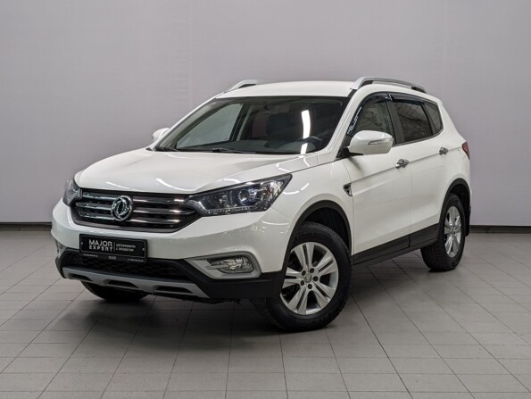 Dongfeng ax7 серый