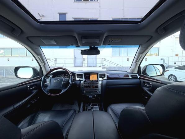 Lexus LX III Рестайлинг с пробегом 2013 года, цена 4 090 000 рублей, 217036 км, внедорожник, Автокод Объявления