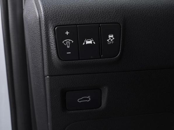Kia K5 III с пробегом 2022 года, цена 2 310 000 рублей, 115600 км, седан, Автокод Объявления