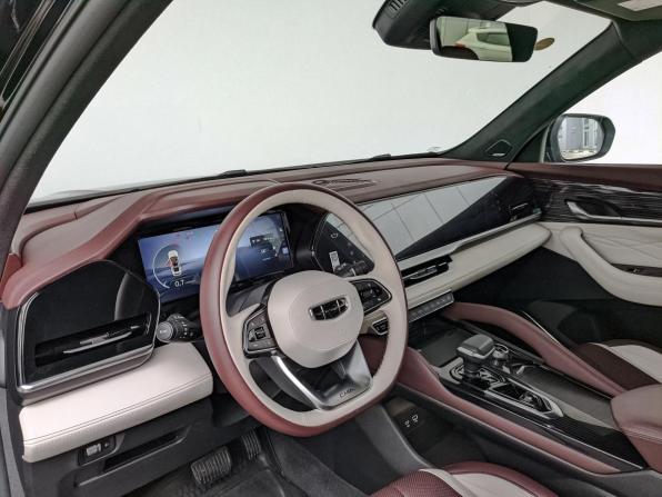 Geely Monjaro I с пробегом 2024 года, цена 3 485 000 рублей, 28200 км, внедорожник, Автокод Объявления
