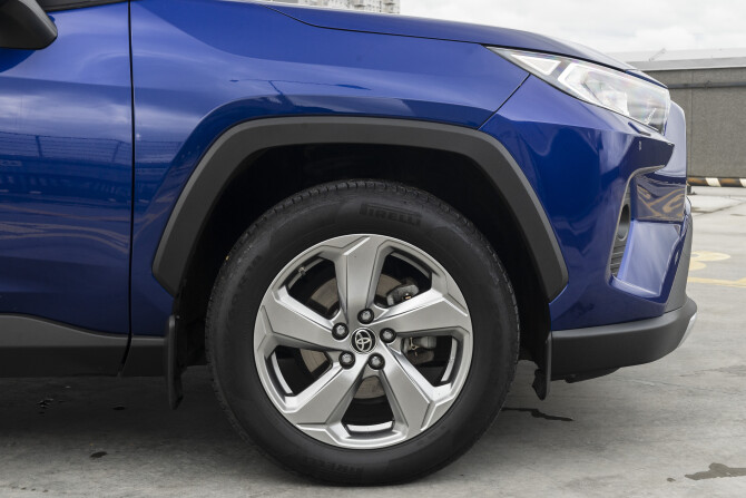 Toyota RAV4 V (XA50) с пробегом 2021 года, цена 3 888 000 рублей, 70230 км, внедорожник, Автокод Объявления