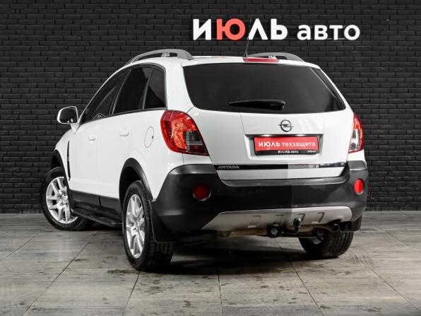 Opel Antara I Рестайлинг с пробегом 2013 года, цена 1 300 000 рублей, 177405 км, внедорожник, Автокод Объявления