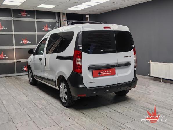 Renault Kangoo II Рестайлинг с пробегом 2015 года, цена 948 000 рублей, 175000 км, минивэн, Автокод Объявления