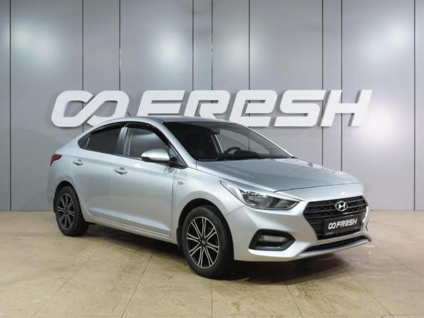 Hyundai Solaris II с пробегом 2017 года, цена 1 079 000 рублей, 201979 км, седан, Автокод Объявления