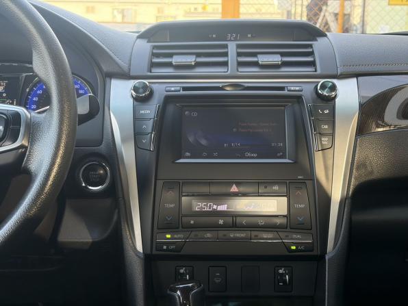 Toyota Camry VII (XV50) Рестайлинг с пробегом 2015 года, цена 1 800 000 рублей, 143015 км, седан, Автокод Объявления