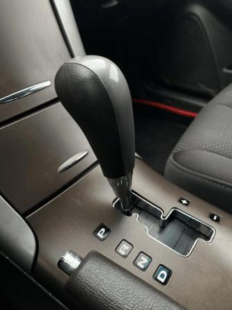 Hyundai Sonata V (NF) Рестайлинг с пробегом 2008 года, цена 615 000 рублей, 376241 км, седан, Автокод Объявления