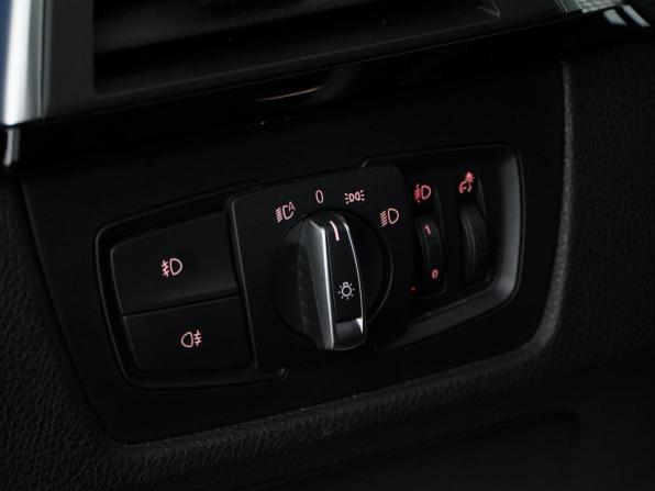 BMW 3 серии VI (F3x) Рестайлинг с пробегом 2018 года, цена 2 779 777 рублей, 179630 км, седан, Автокод Объявления