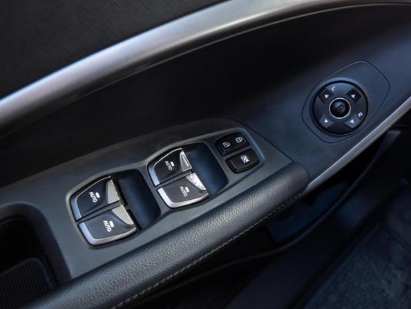 Hyundai Santa Fe III Рестайлинг с пробегом 2017 года, цена 1 915 800 рублей, 165324 км, внедорожник, Автокод Объявления