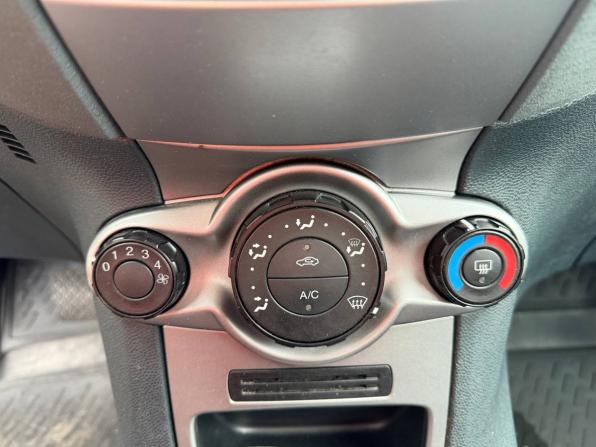 Ford Fiesta Mk6 с пробегом 2009 года, цена 595 000 рублей, 195000 км, хэтчбек, Автокод Объявления