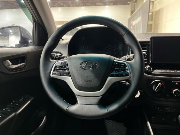 Hyundai Solaris II Рестайлинг с пробегом 2021 года, цена 1 440 000 рублей, 108787 км, седан, Автокод Объявления