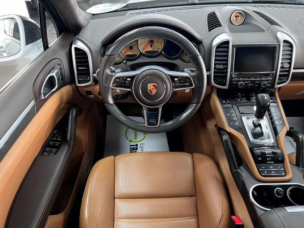 Porsche Cayenne II Рестайлинг (958) с пробегом 2016 года, цена 12 500 000 рублей, 27652 км, внедорожник, Автокод Объявления