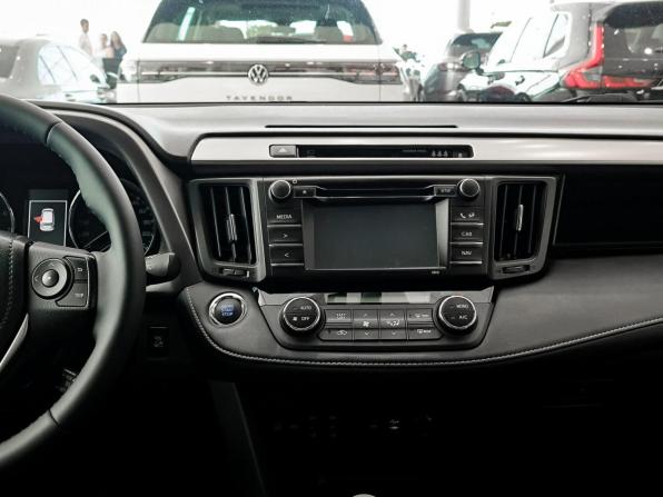 Toyota RAV4 IV (XA40) Рестайлинг с пробегом 2015 года, цена 2 499 000 рублей, 107518 км, внедорожник, Автокод Объявления