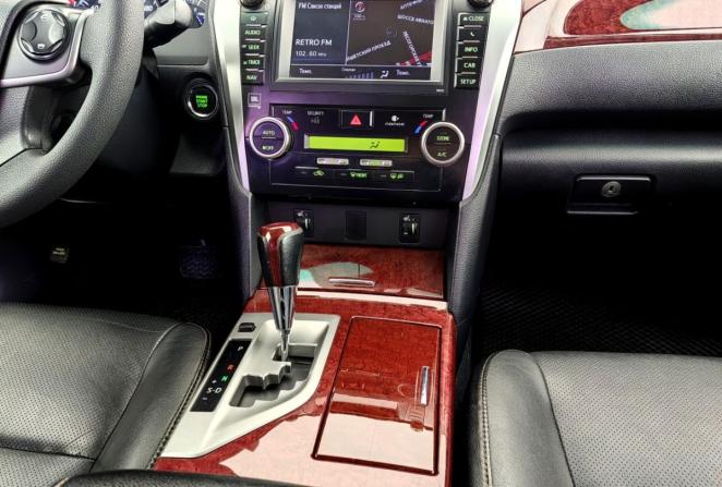 Toyota Camry VII (XV50) Рестайлинг с пробегом 2014 года, цена 1 820 000 рублей, 171621 км, седан, Автокод Объявления