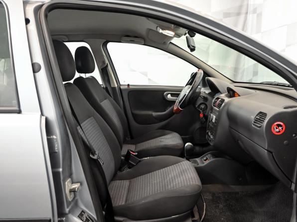 Opel Corsa C Рестайлинг с пробегом 2004 года, цена 220 000 рублей, 138816 км, хэтчбек, Автокод Объявления