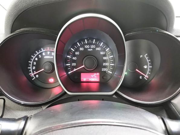 Kia Rio III Рестайлинг с пробегом 2016 года, цена 955 000 рублей, 140800 км, седан, Автокод Объявления