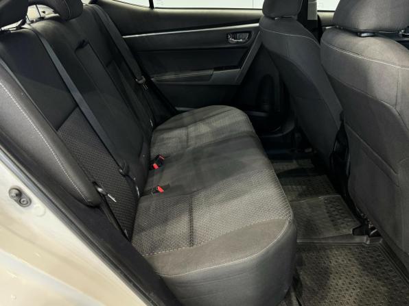 Toyota Corolla XI (E160 E170 E180) с пробегом 2014 года, цена 1 250 000 рублей, 253069 км, седан, Автокод Объявления