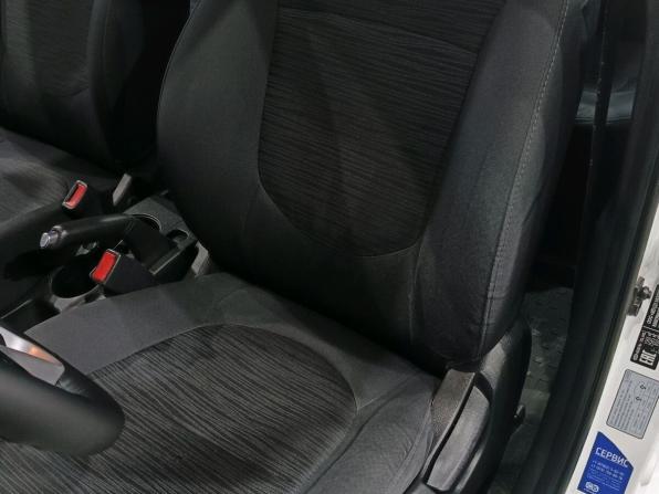 Hyundai Solaris I Рестайлинг с пробегом 2016 года, цена 890 000 рублей, 230512 км, седан, Автокод Объявления