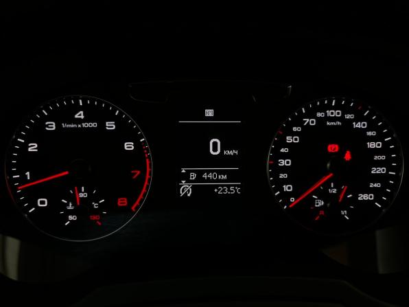 Audi Q3 I (8U) Рестайлинг с пробегом 2015 года, цена 1 930 000 рублей, 125287 км, внедорожник, Автокод Объявления