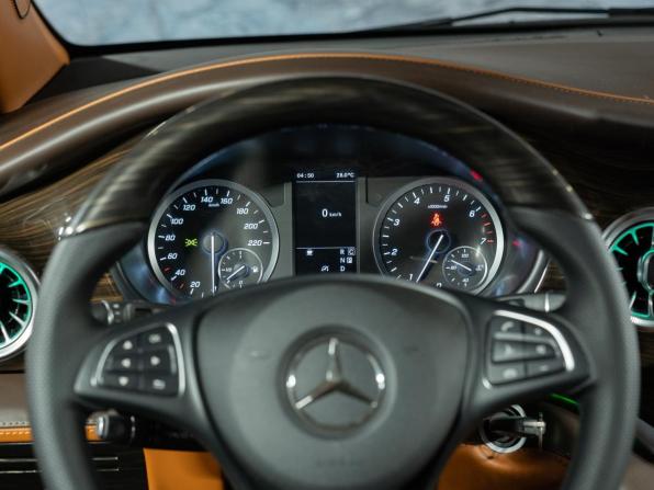 Mercedes-Benz Vito III (W447) Рестайлинг 2 с пробегом 2024 года, цена 7 250 000 рублей, 32192 км, минивэн, Автокод Объявления