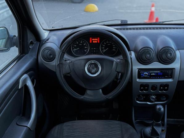 Renault Logan I Рестайлинг с пробегом 2011 года, цена 319 000 рублей, 196259 км, седан, Автокод Объявления