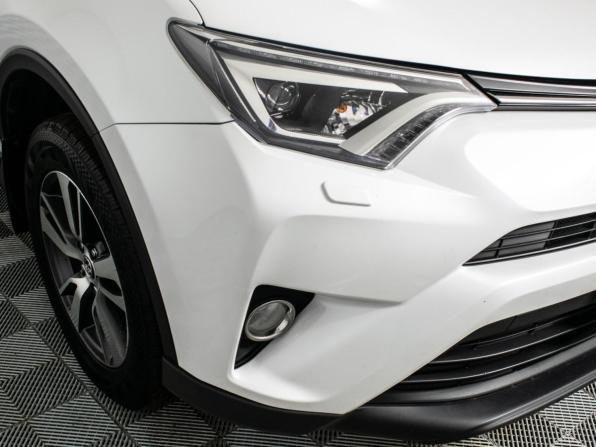 Toyota RAV4 IV (XA40) Рестайлинг с пробегом 2018 года, цена 1 690 000 рублей, 385285 км, внедорожник, Автокод Объявления