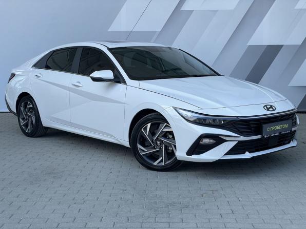Hyundai Elantra VII (CN7) Рестайлинг с пробегом 2024 года, цена 2 770 000 рублей, 5926 км, седан, Автокод Объявления