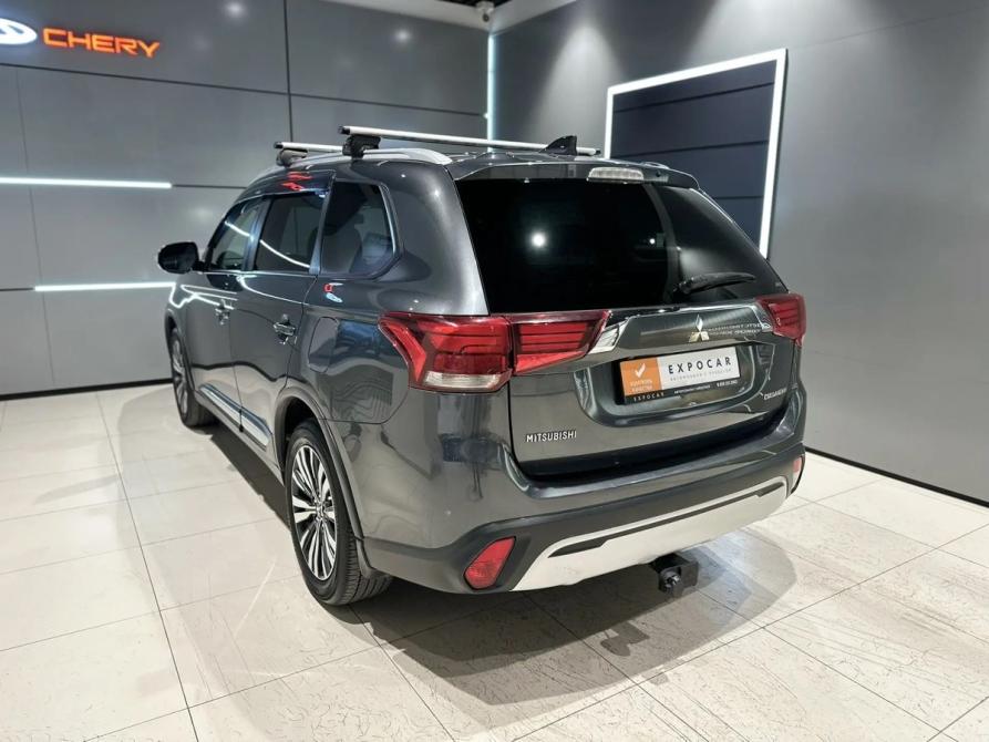 Mitsubishi Outlander III Рестайлинг 3 Новосибирск  - изображение 8