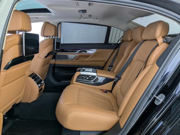 BMW 7 серии VI (G11/G12) Рестайлинг с пробегом 2020 года, цена 4 500 000 рублей, 180236 км, седан, Автокод Объявления