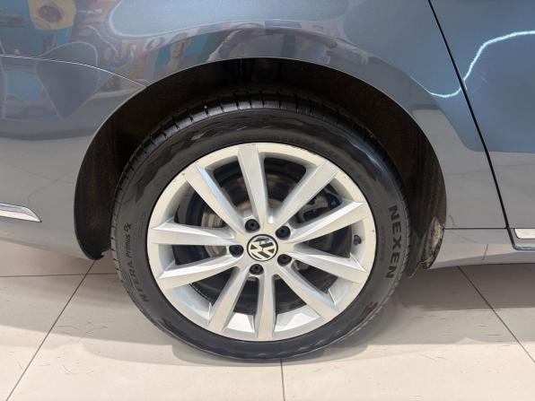 Volkswagen Passat B7 с пробегом 2014 года, цена 1 449 000 рублей, 117965 км, седан, Автокод Объявления