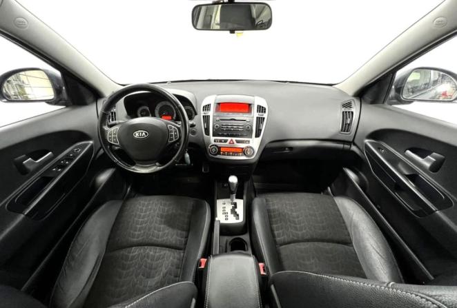 Kia Ceed I с пробегом 2008 года, цена 900 000 рублей, 130765 км, хэтчбек, Автокод Объявления