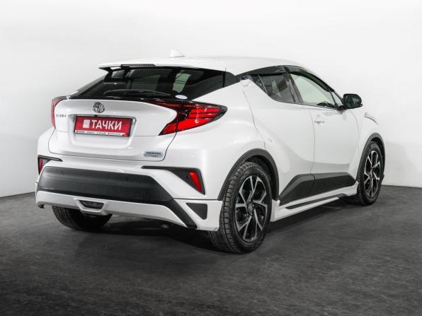 Toyota C-HR I Рестайлинг с пробегом 2019 года, цена 1 745 500 рублей, 64428 км, внедорожник, Автокод Объявления