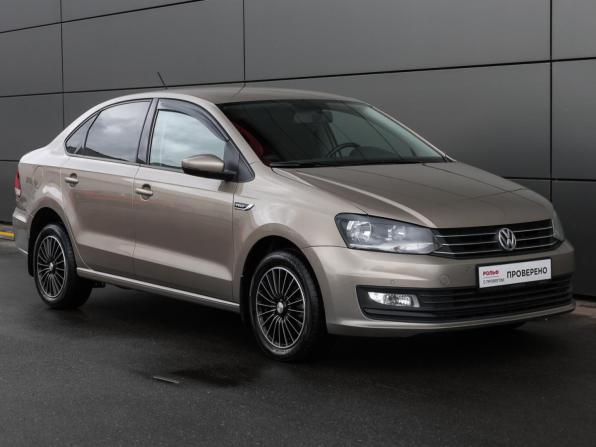 Volkswagen Polo V Рестайлинг с пробегом 2017 года, цена 1 349 000 рублей, 132940 км, седан, Автокод Объявления