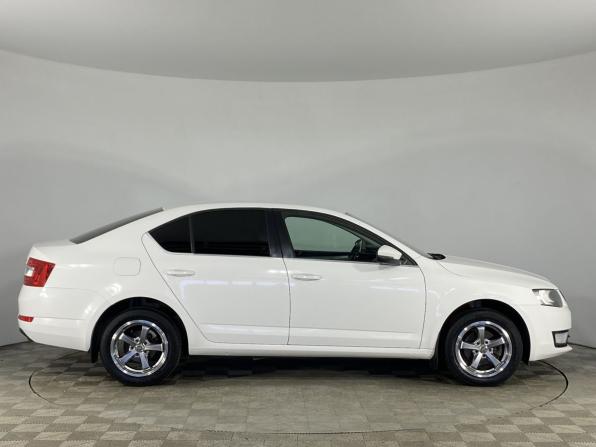 Skoda Octavia III (A7) с пробегом 2014 года, цена 935 000 рублей, 227585 км, лифтбек, Автокод Объявления