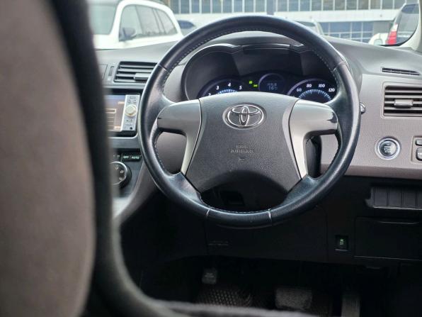 Toyota Mark X ZiO с пробегом 2007 года, цена 1 050 000 рублей, 296711 км, компактвэн, Автокод Объявления