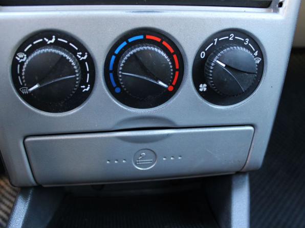 Lada (ВАЗ) Priora I с пробегом 2010 года, цена 239 000 рублей, 261045 км, седан, Автокод Объявления