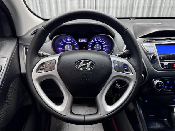 Hyundai ix35 I с пробегом 2011 года, цена 1 200 000 рублей, 232722 км, внедорожник, Автокод Объявления