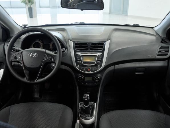 Hyundai Solaris I с пробегом 2012 года, цена 706 000 рублей, 166602 км, седан, Автокод Объявления