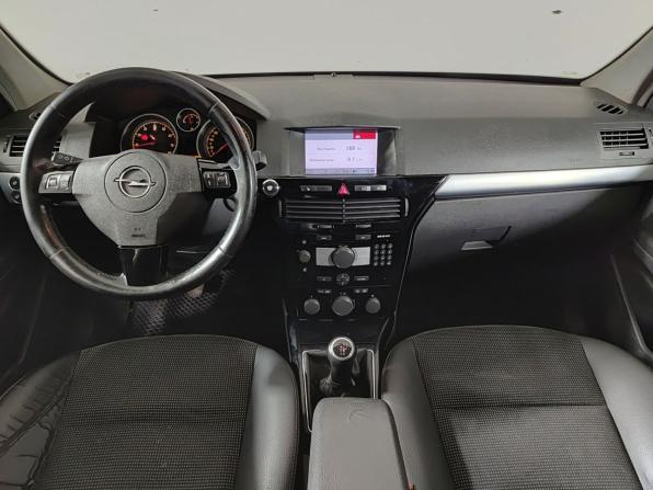 Opel Astra H Рестайлинг с пробегом 2008 года, цена 270 000 рублей, 307861 км, хэтчбек, Автокод Объявления