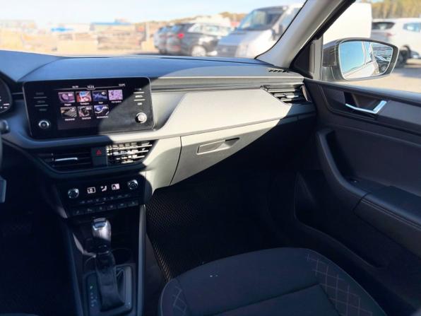 Skoda Rapid II с пробегом 2021 года, цена 1 495 000 рублей, 99980 км, лифтбек, Автокод Объявления