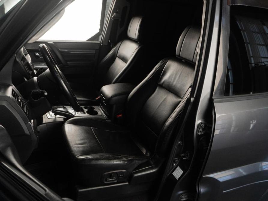 Mitsubishi Pajero IV Рестайлинг 1 Тюмень  - изображение 10