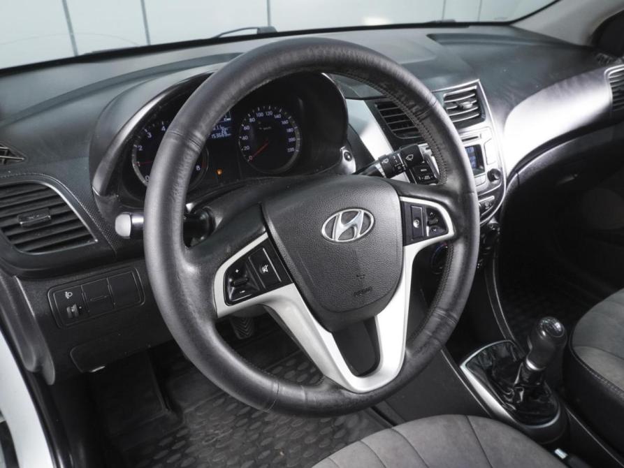 Hyundai Solaris I Рестайлинг Ростов-на-Дону  - изображение 12