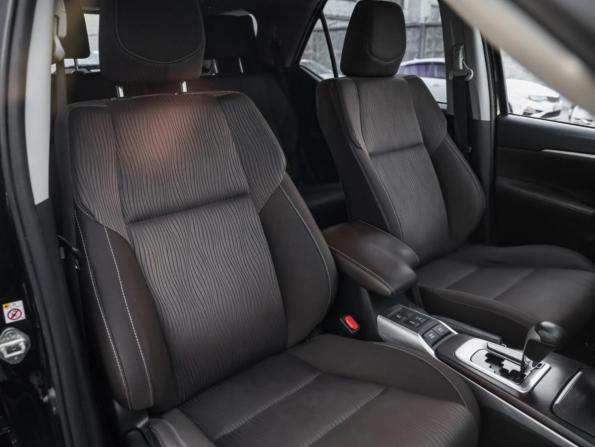 Toyota Fortuner II с пробегом 2019 года, цена 3 299 000 рублей, 191956 км, внедорожник, Автокод Объявления