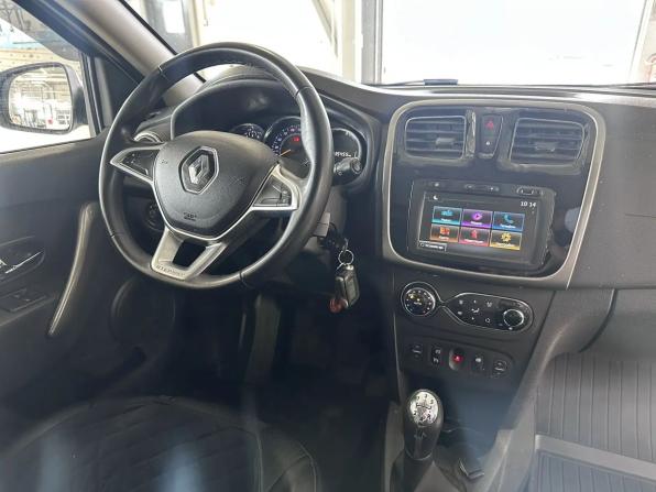 Renault Sandero II Рестайлинг с пробегом 2018 года, цена 1 048 000 рублей, 135454 км, хэтчбек, Автокод Объявления