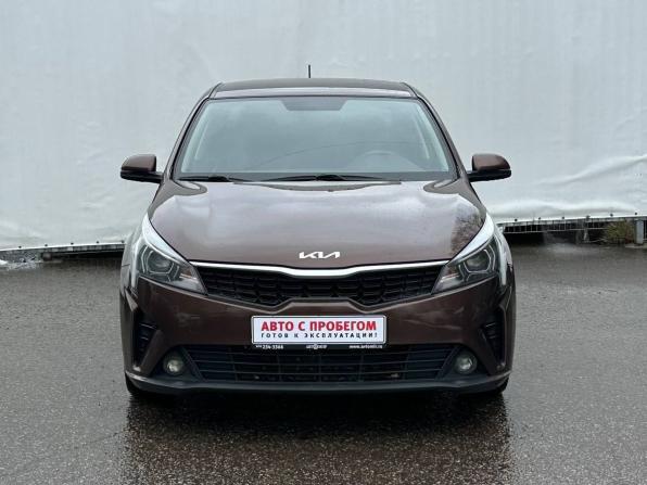 Kia Rio IV Рестайлинг с пробегом 2022 года, цена 1 800 000 рублей, 83168 км, седан, Автокод Объявления